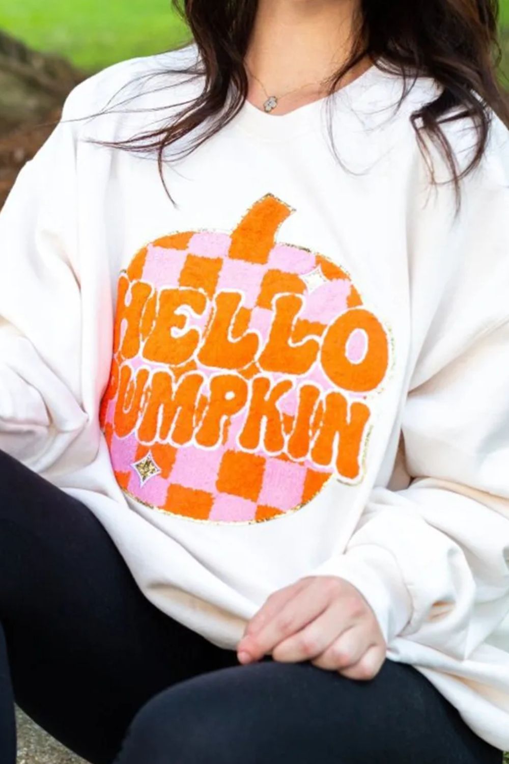 Graphic Round Neck Long Sleeve Sweatshirt